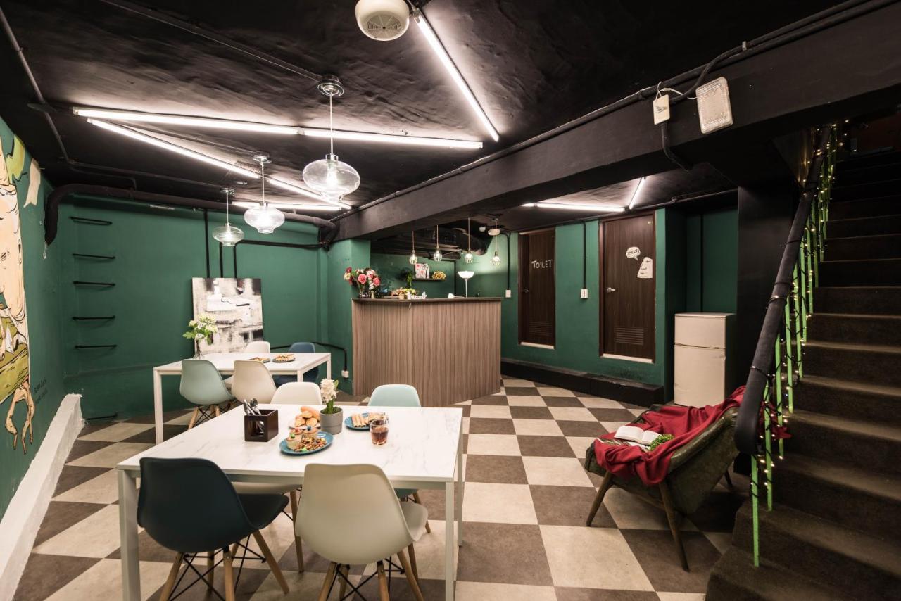 在家行旅 中山館 Hotel ไทเป ภายนอก รูปภาพ